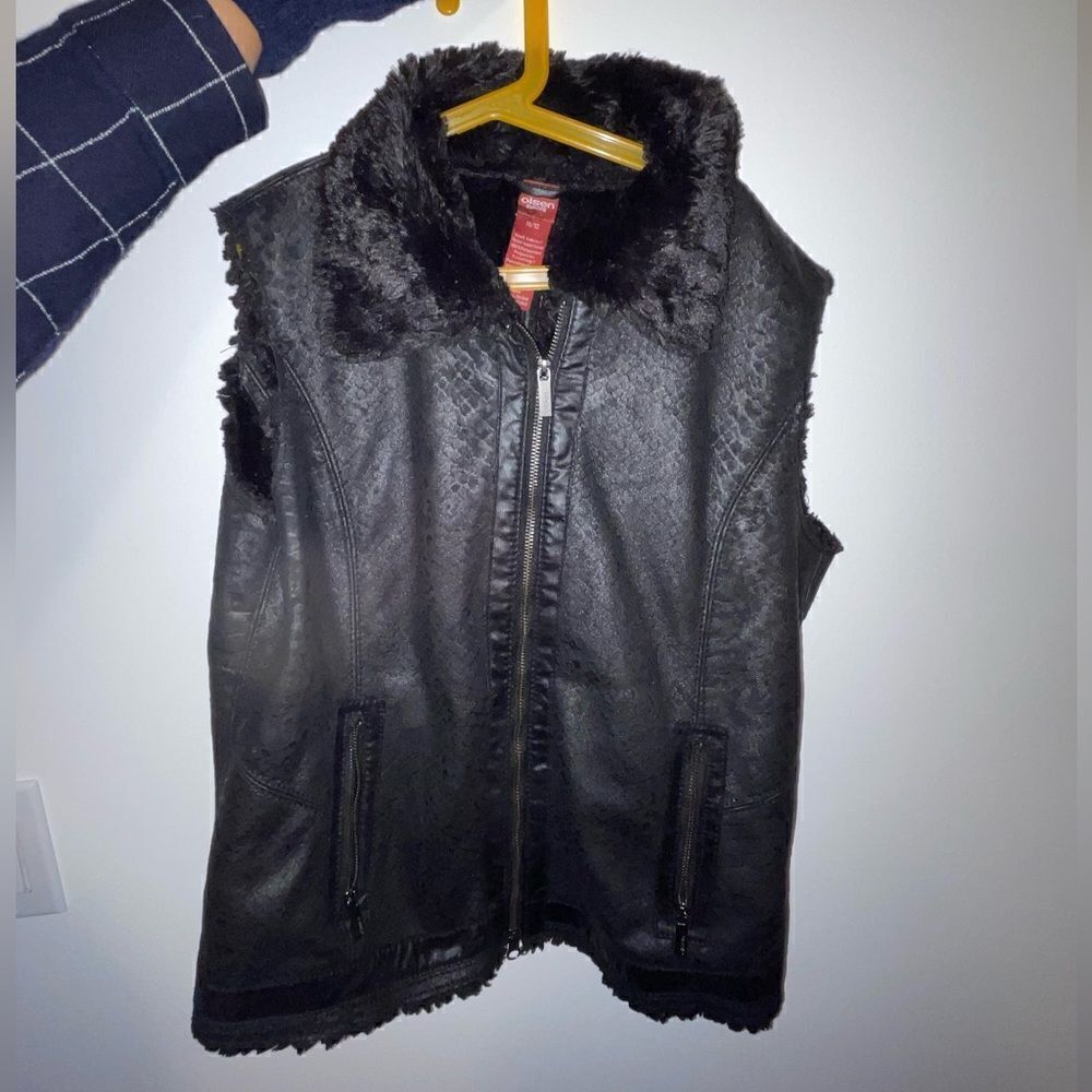 Olsen black vegan leather fake fur sleeveless jacket